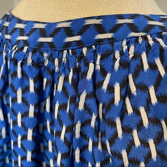 Joie Addie B Blue 100% Silk Blouse Top - Picture 9 of 11